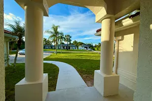 12136 88th Pl N, The Acreage, FL 33412 - Photo 11