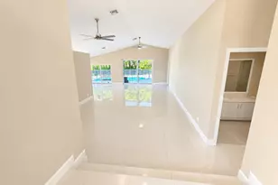 8045 Copenhagen Way, Boca Raton, FL 33434 - Photo 9