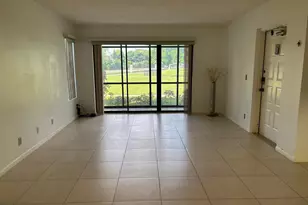 3676 Alder Dr, West Palm Beach, FL 33417 - Photo 9