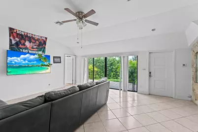 1425 NE 4th Court, Boca Raton, FL 33432 - Photo 9
