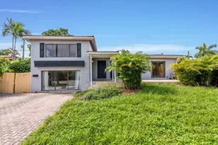 1425 NE 4th Ct, Boca Raton, FL 33432 - Photo 1