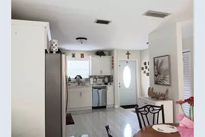 868 Worcester #A, Lake Worth, FL 33467 - Photo 5