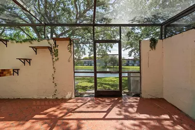 1177 NW 98th Terrace #132, Pembroke Pines, FL 33024 - Photo 17