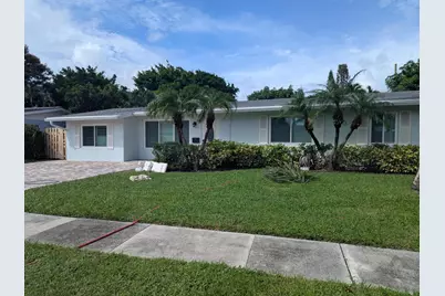1017 SE 7th Street, Deerfield Beach, FL 33441 - Photo 1