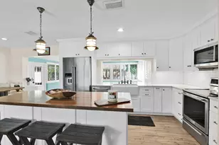 1017 SE 7th St, Deerfield Beach, FL 33441 - Photo 9