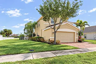 11359 SW Halton St, Port Saint Lucie, FL 34987 - Photo 3