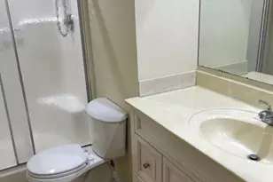 1201 SE Parkview Pl SE, Stuart, FL 34994 - Photo 23