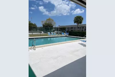 1201 SE Parkview Place SE #G11, Stuart, FL 34994 - Photo 3