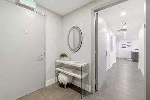 488 NE 18th St, Miami, FL 33132 - Photo 3