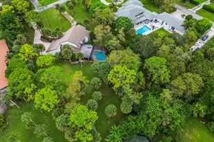13885 Greentree Trail, Wellington, FL 33414 - Photo 47