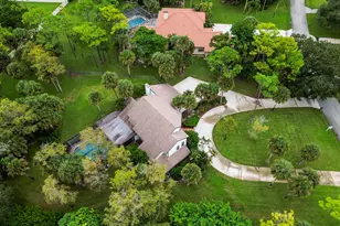 13885 Greentree Trail, Wellington, FL 33414 - Photo 49