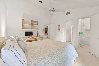 13885 Greentree Trail, Wellington, FL 33414 - Photo 31