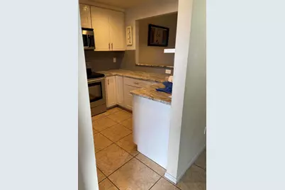 1201 SE Parkview Place #G-11, Stuart, FL 34994 - Photo 3