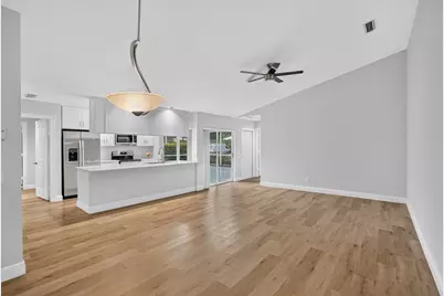 9197 Sun Terrace Circle #A, Palm Beach Gardens, FL 33403 - Photo 3