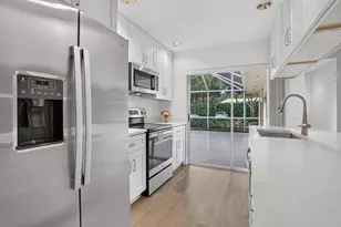 9197 Sun Terrace Cir, Palm Beach Gardens, FL 33403 - Photo 15
