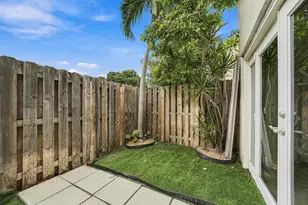 341 City View Dr, Fort Lauderdale, FL 33311 - Photo 29