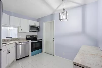 22 Via De Casas Sur #102, Boynton Beach, FL 33426 - Photo 9