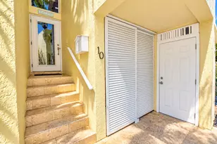 884 SE 19th Ave, Deerfield Beach, FL 33441 - Photo 5