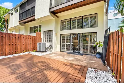 884 SE 19th Avenue #10, Deerfield Beach, FL 33441 - Photo 45