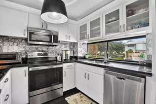 884 SE 19th Ave, Deerfield Beach, FL 33441 - Photo 19