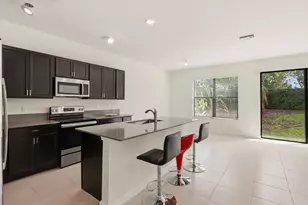 10021 W Villa Cir, Vero Beach, FL 32966 - Photo 7