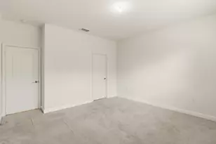 10021 W Villa Cir, Vero Beach, FL 32966 - Photo 13