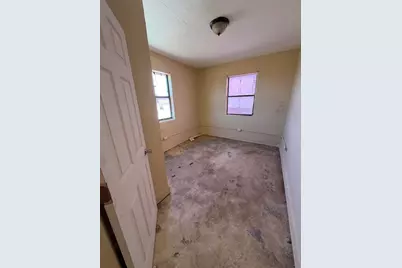 103 NW 10th Avenue, South Bay, FL  - Photo 9