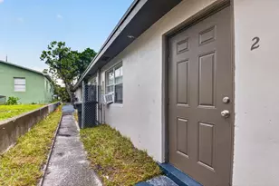 633 10th St, West Palm Beach, FL 33401 - Photo 11