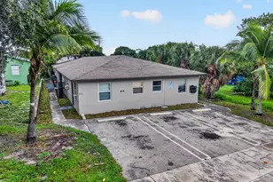 633 10th St, West Palm Beach, FL 33401 - Photo 1