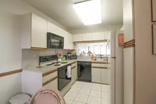 4692 Lucerne Lakes Blvd E, Lake Worth, FL 33467 - Photo 7