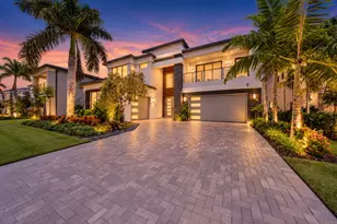 9515 Royal Woods Manor, Boca Raton, FL 33434 - Photo 3