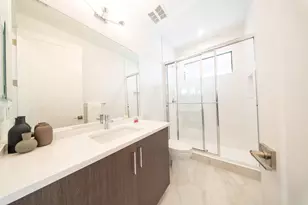 9515 Royal Woods Manor, Boca Raton, FL 33434 - Photo 27