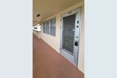 122 Canterbury D, West Palm Beach, FL 33417 - Photo 1