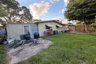 406 Philadelphia Dr, Jupiter, FL 33458 - Photo 23