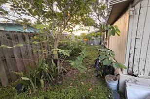 406 Philadelphia Dr, Jupiter, FL 33458 - Photo 25
