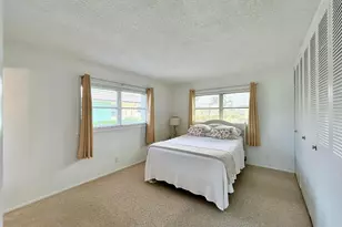 2915 Crosley Dr W, West Palm Beach, FL 33415 - Photo 11