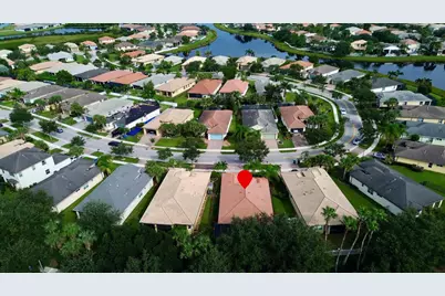11899 SW Crestwood Circle, Port Saint Lucie, FL 34987 - Photo 5