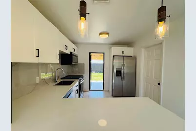 1472 NE 30th Court, Pompano Beach, FL 33064 - Photo 9