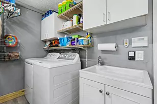 10150 NW 22nd Ct, Pembroke Pines, FL 33026 - Photo 47