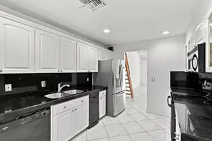 6756 Tiburon Dr, Boca Raton, FL 33433 - Photo 11