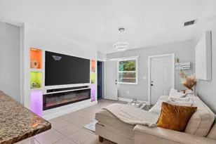 1019 N C St, Lake Worth, FL 33460 - Photo 7