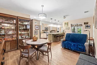 703 Sunset Road, West Palm Beach, FL 33401 - Photo 5