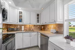 3 Normandy A, Delray Beach, FL 33484 - Photo 17