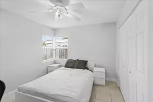 411 NW 52nd St, Oakland Park, FL 33309 - Photo 13