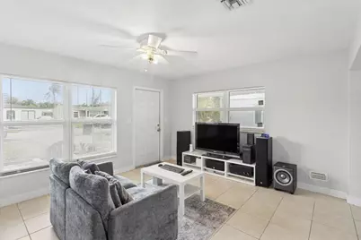 411 NW 52nd Street, Oakland Park, FL 33309 - Photo 5