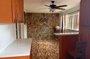 8849 W Long Acre Dr, Miramar, FL 33025 - Photo 9