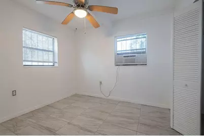 2516 Ave L #Unit b, Fort Pierce, FL 34947 - Photo 11