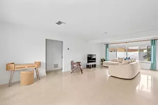 690 SE 5th Ct, Pompano Beach, FL 33060 - Photo 15