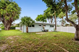 690 SE 5th Ct, Pompano Beach, FL 33060 - Photo 37