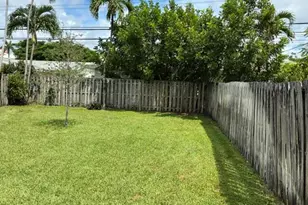 1715 NE 60th St, Fort Lauderdale, FL 33334 - Photo 11